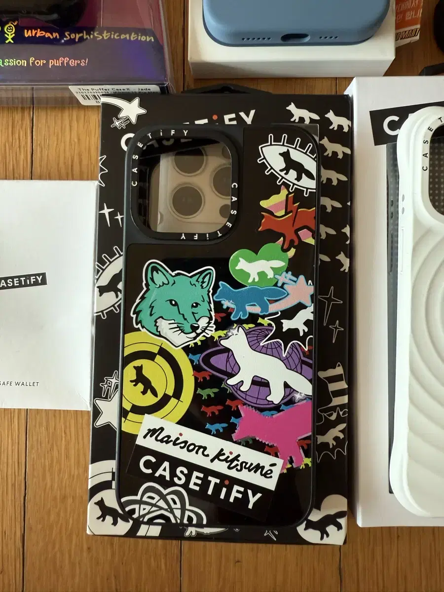 Casetify Maison Kitsune iPhone 15 Pro Max Case Full Box on